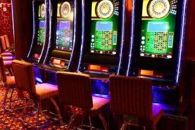 Red Tiger slot game interface showing reels and bonus feature